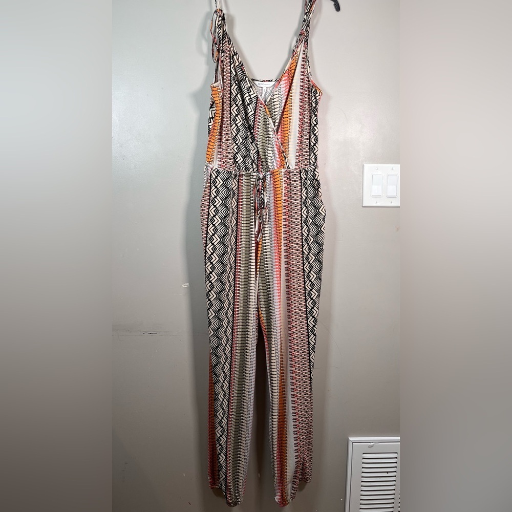 BCBGeneration Pull On Elastic Waist And Cuff Multi Jumpsuit Sz M
